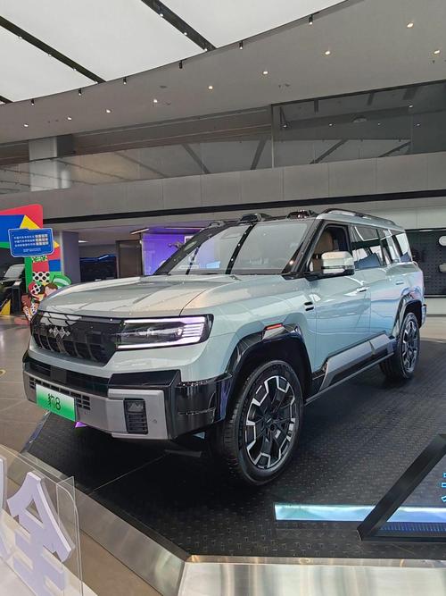 佛山285比亚迪方程豹硬派越野的爆款，英菲尼迪35周年与你共成长